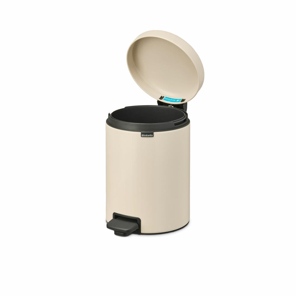 Brabantia NewIcon pedal bin, waste bin, trash can, steel, soft beige, 5 L, 149900