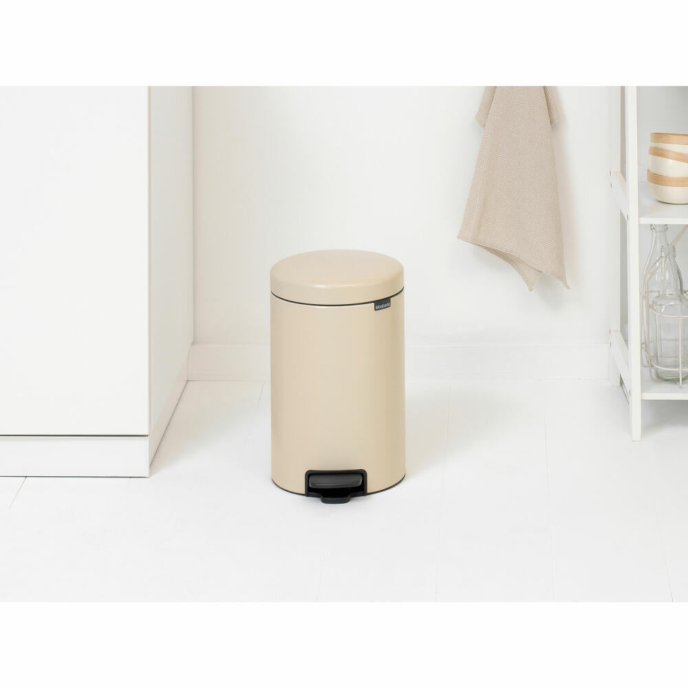 Brabantia NewIcon pedal bin, waste bin, trash can, steel, soft beige, 12 L, 149924